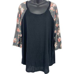 Torrid Black Plus Size 2 2X Black Floral Raglan 3/4 Sleeve Top Shirt NWT New